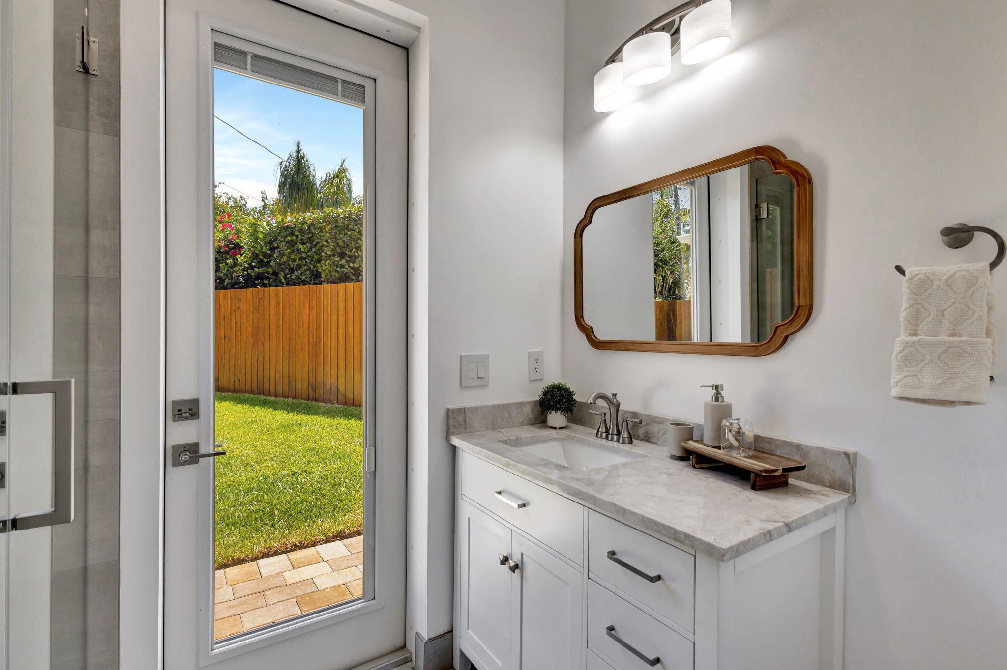 JUNO ISLES - Residential