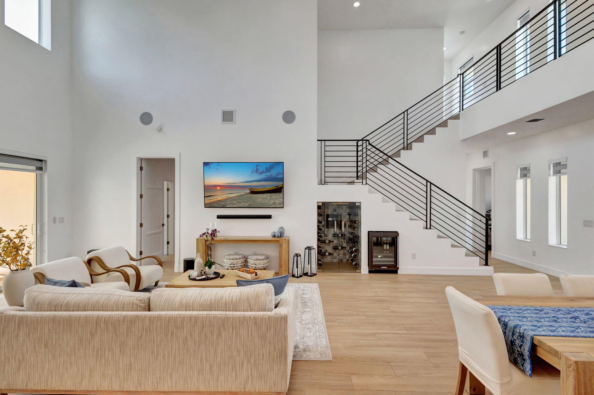 JUNO ISLES - Residential