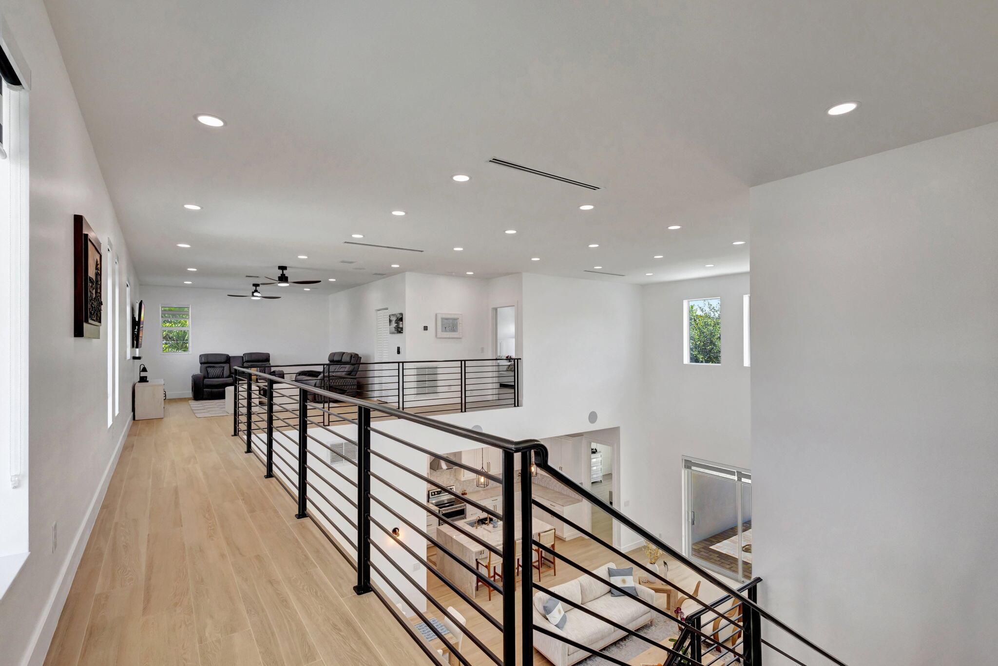 JUNO ISLES - Residential