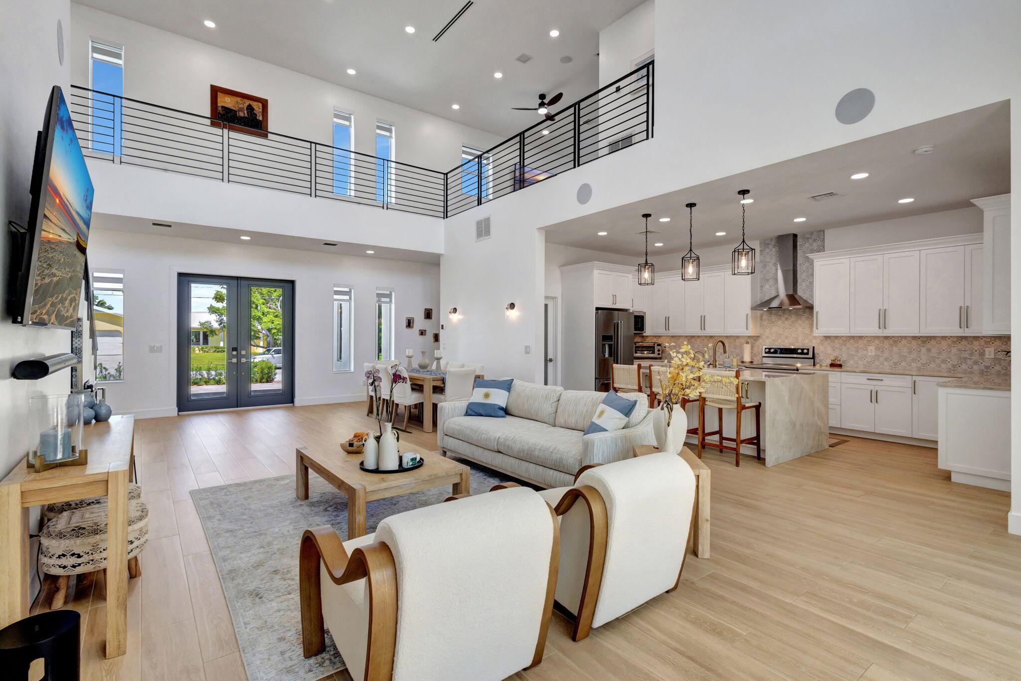 JUNO ISLES - Residential