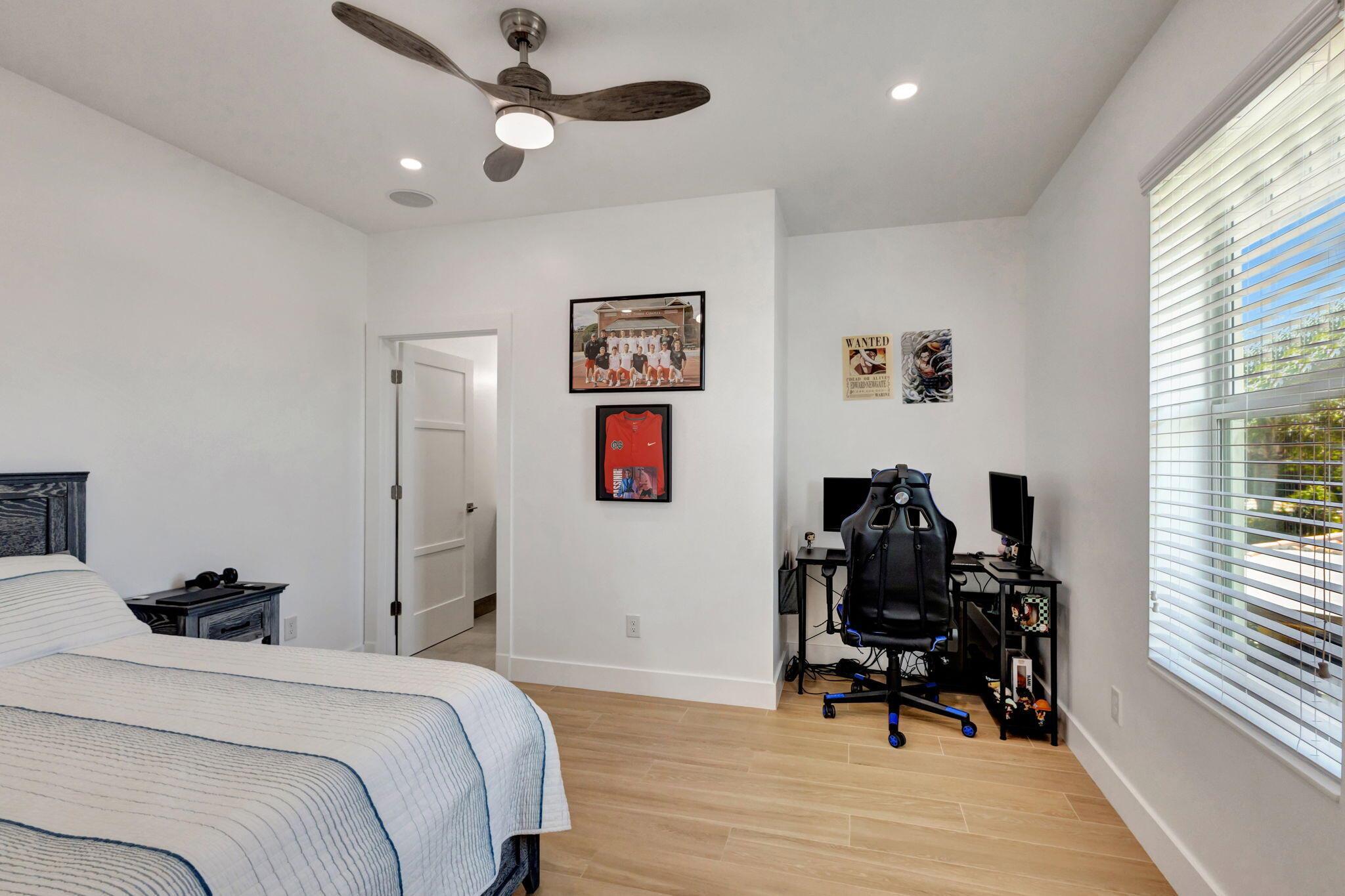 JUNO ISLES - Residential