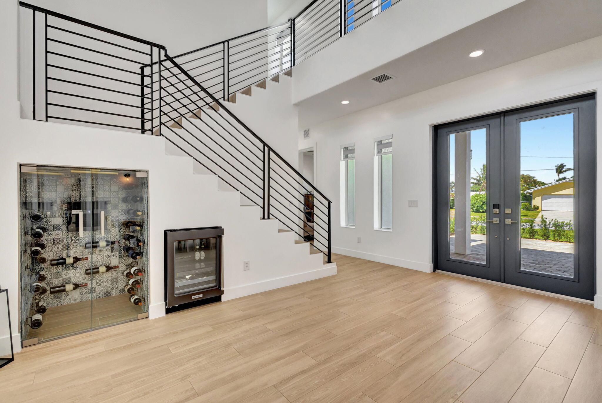 JUNO ISLES - Residential