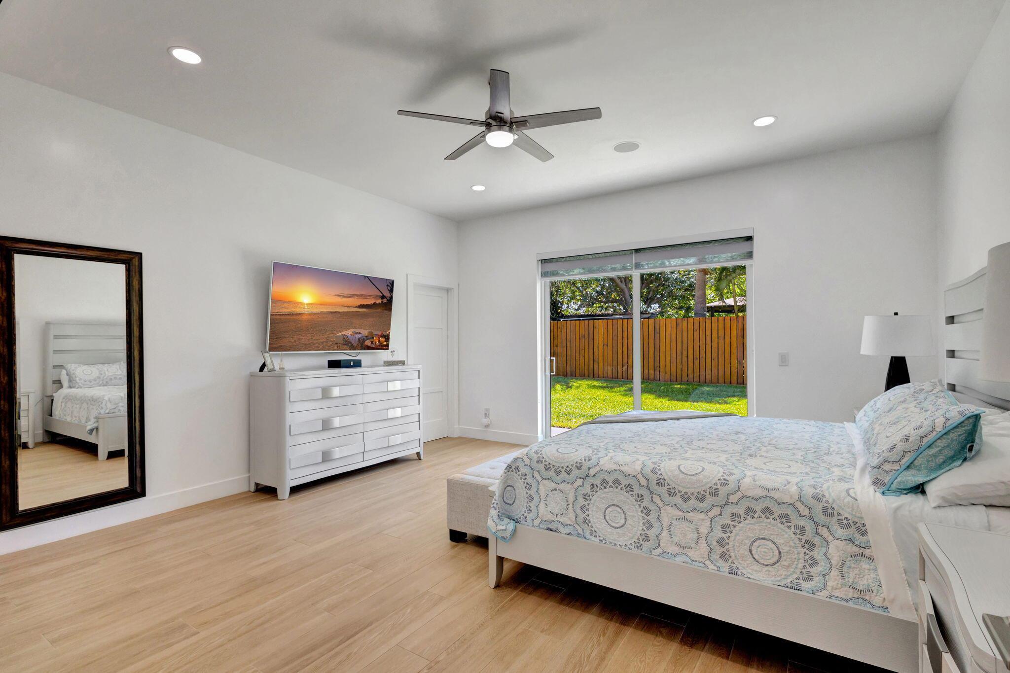 JUNO ISLES - Residential