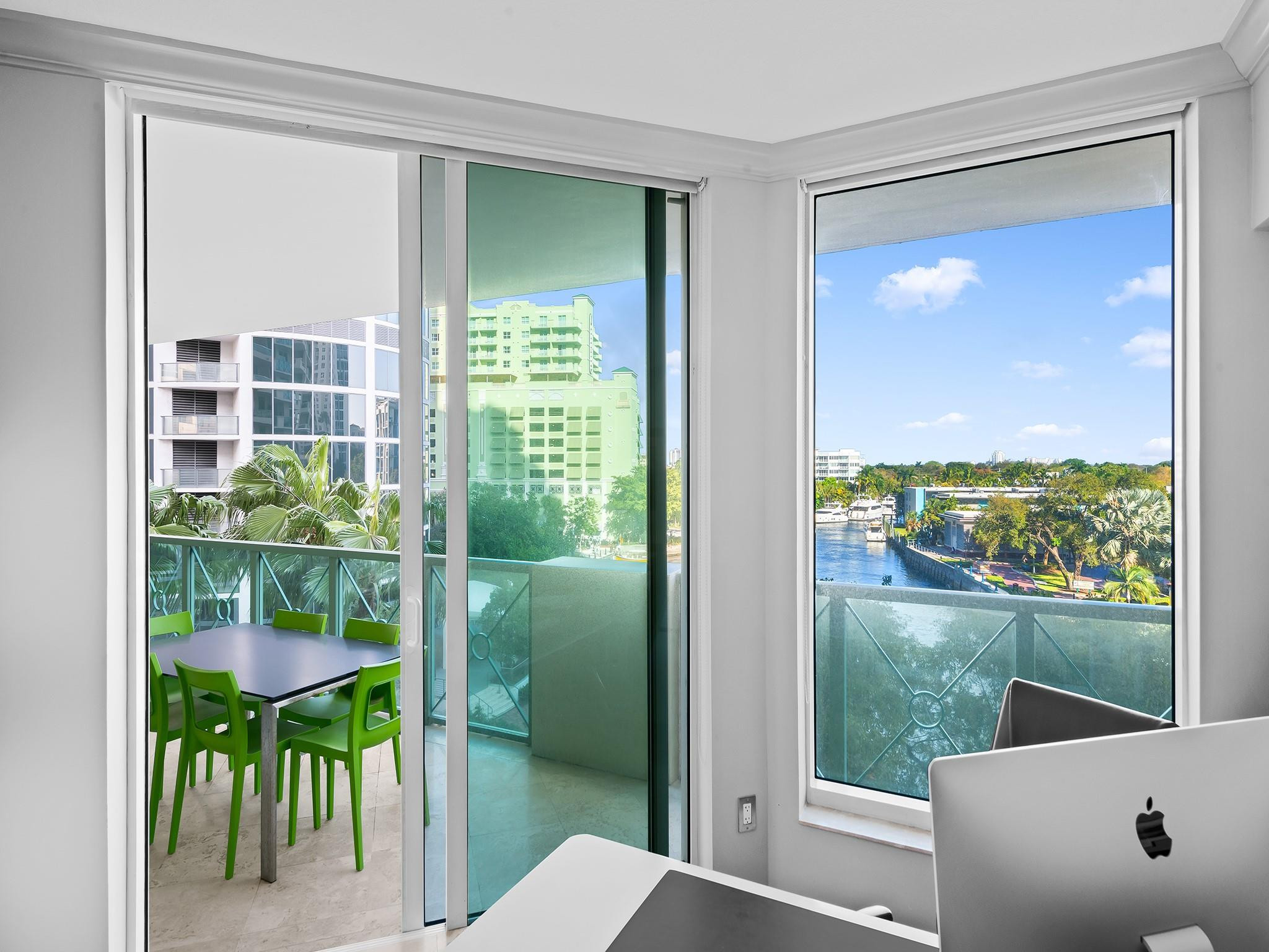 Las Olas Grand - Residential