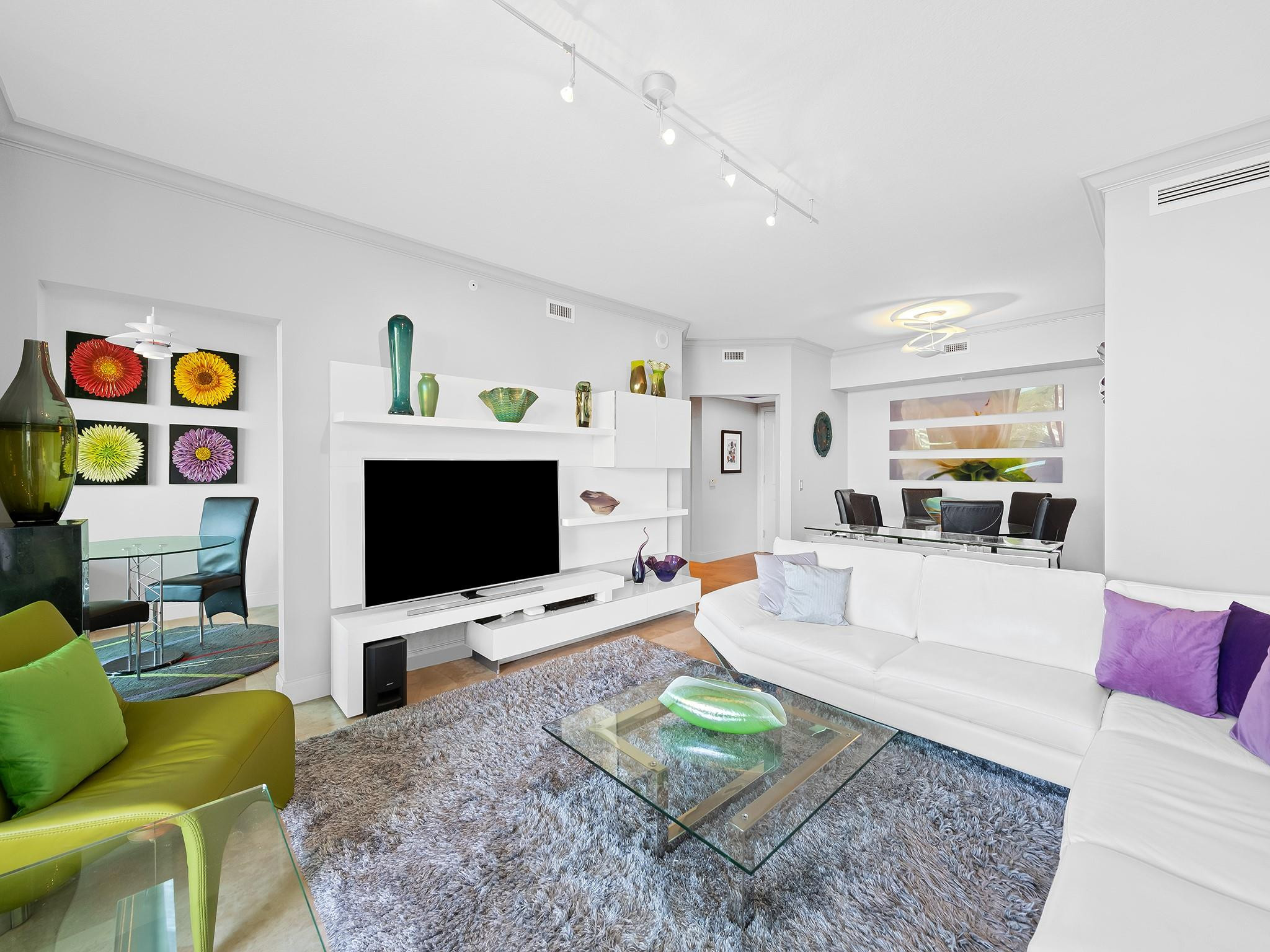 Las Olas Grand - Residential