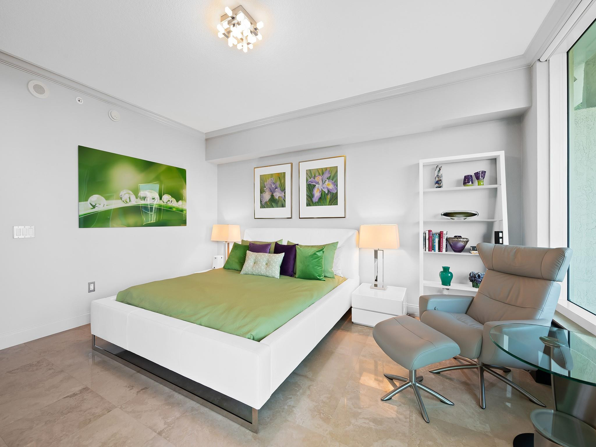 Las Olas Grand - Residential