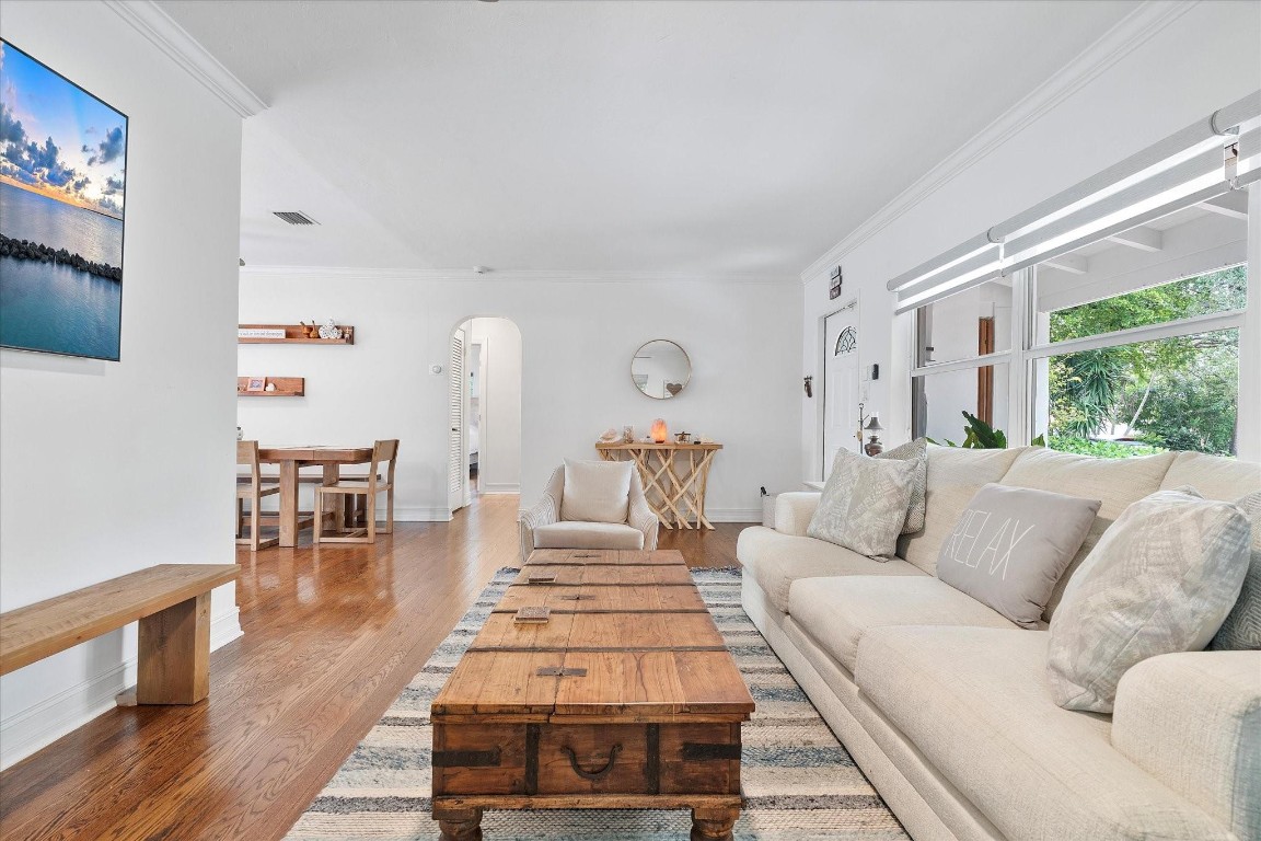 HOLLYWOOD - Residential