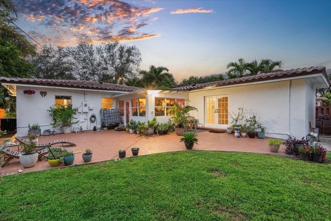 HOLLYWOOD - Residential