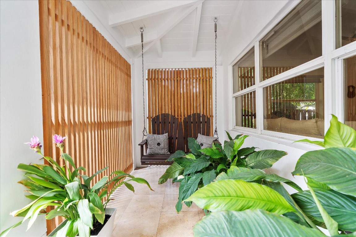 HOLLYWOOD - Residential