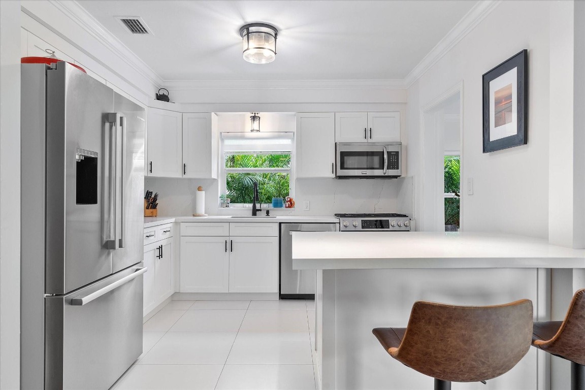 HOLLYWOOD - Residential