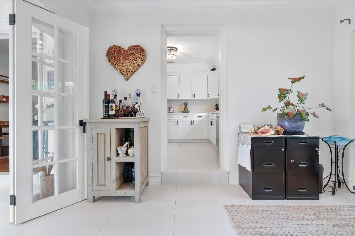 HOLLYWOOD - Residential