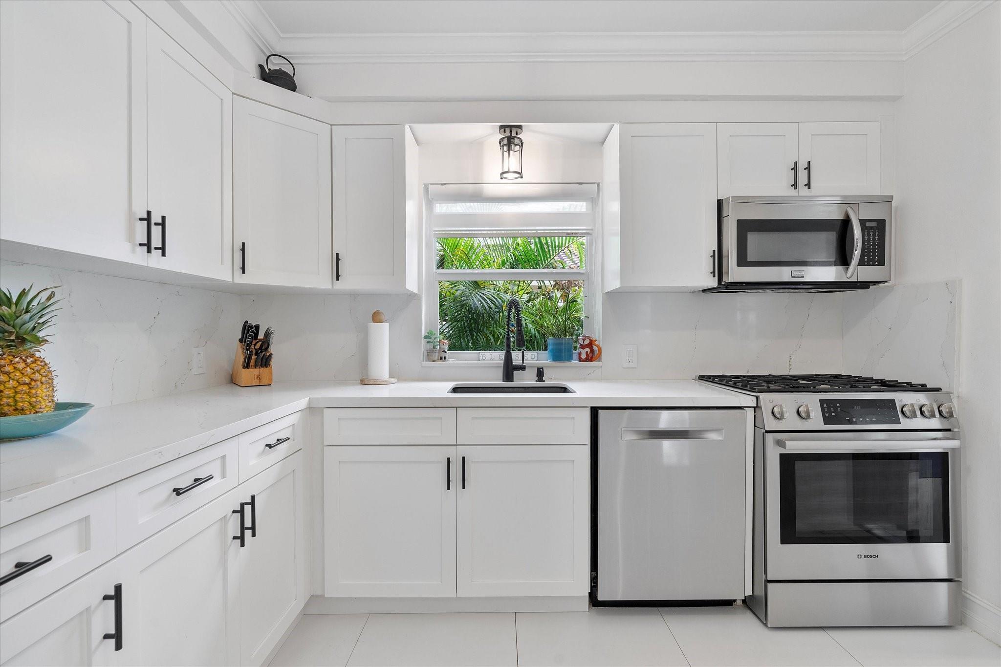 HOLLYWOOD - Residential