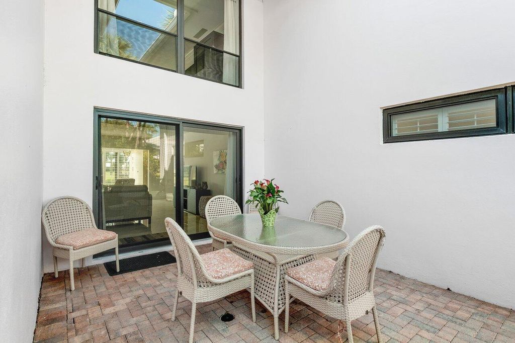 Photo of 3810 Quail Ridge Drive #Blue Heron, Boynton Beach, FL 33436 (MLS # R10963488)