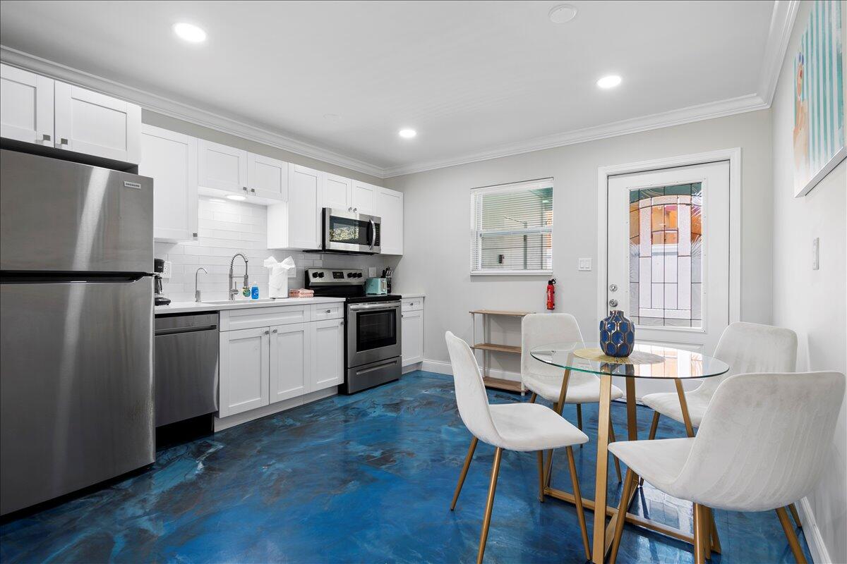 WILLA PARK - Residential Income