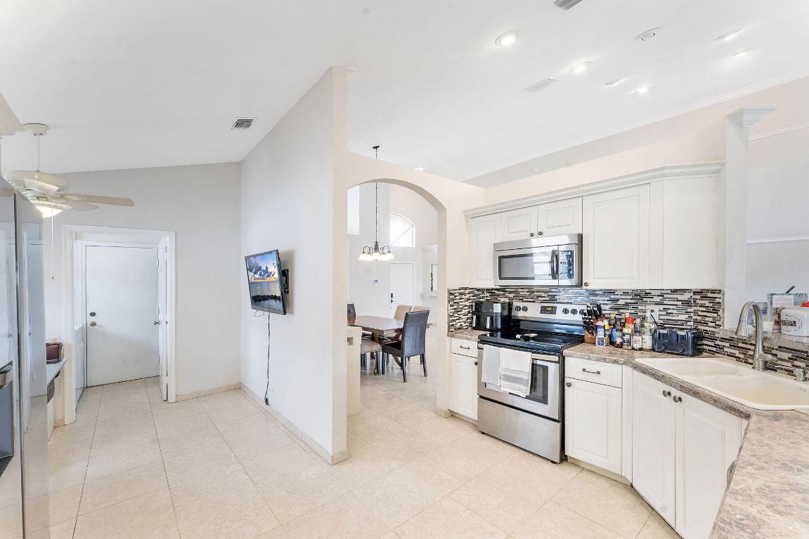 GOLF COLONY - Residential