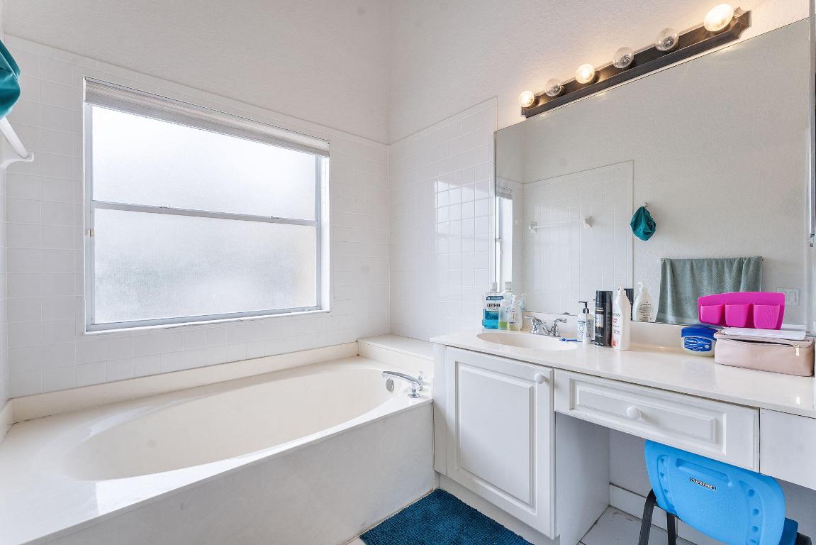 GOLF COLONY - Residential