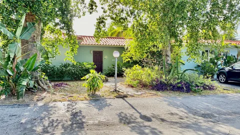 641 NE 16th St Unit A, Fort Lauderdale, FL MLS: F10499845