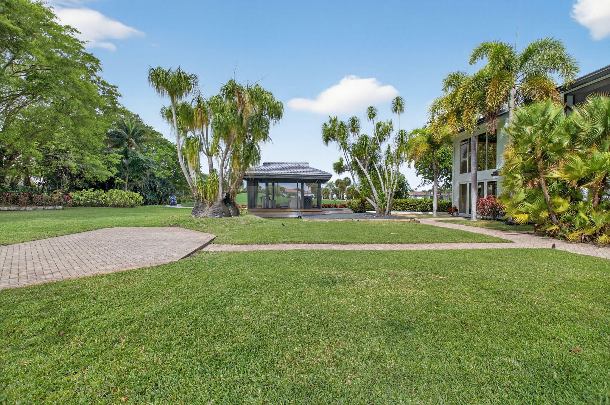 19787 Oakbrook Circle