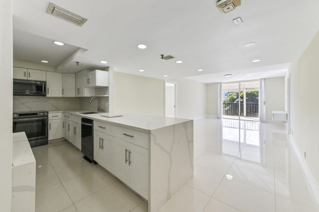 Photo of 198 NW 67th Street #302, Boca Raton, FL 33487 (MLS # R11076372)