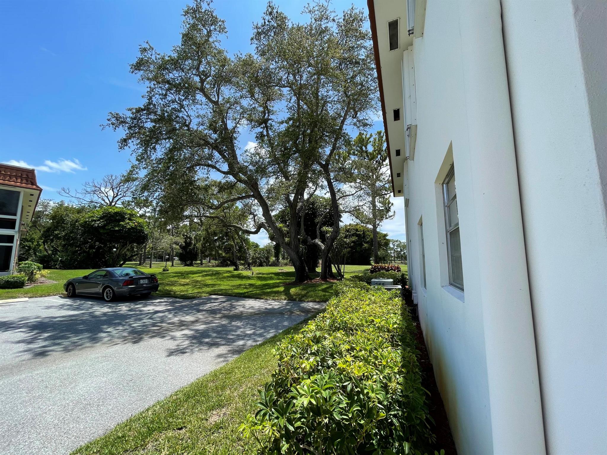 1225 NW 21st Street NW 15-1505
