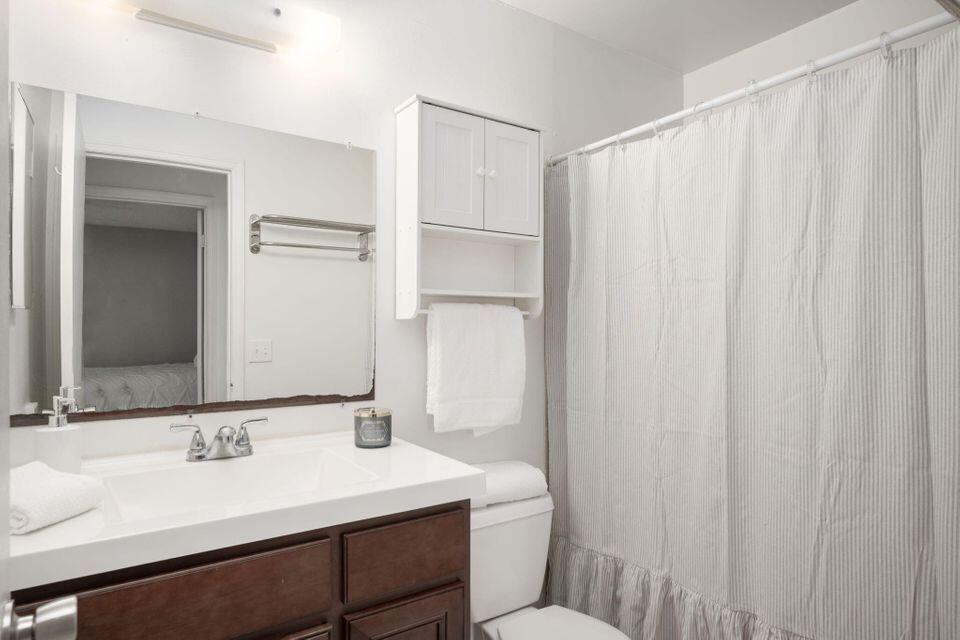 LAKEWOOD PARK UNIT 9 - Residential Lease