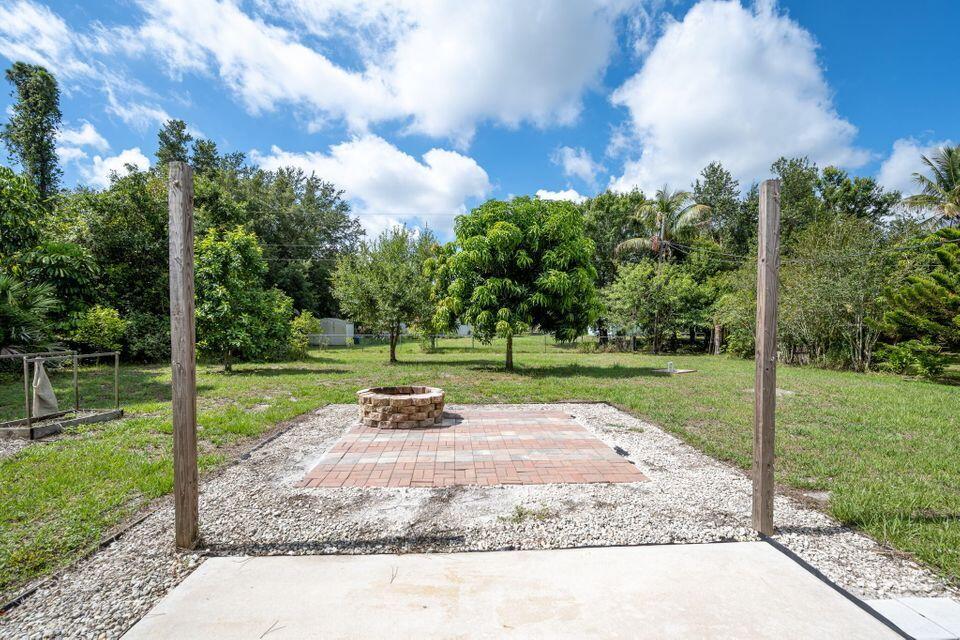 LAKEWOOD PARK UNIT 9 - Residential Lease