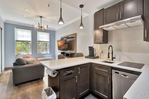235 Sunrise Avenue 2241 Palm Beach FL 33480