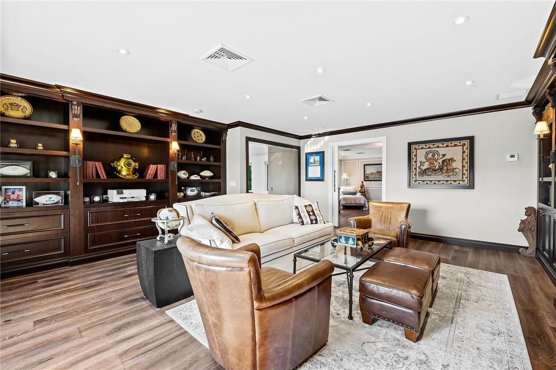 PALM RIDGE - Residential