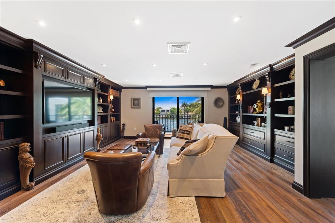 PALM RIDGE - Residential