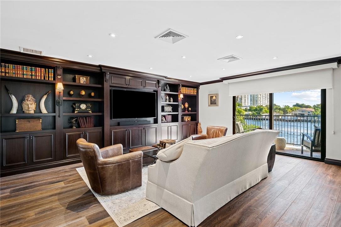 PALM RIDGE - Residential