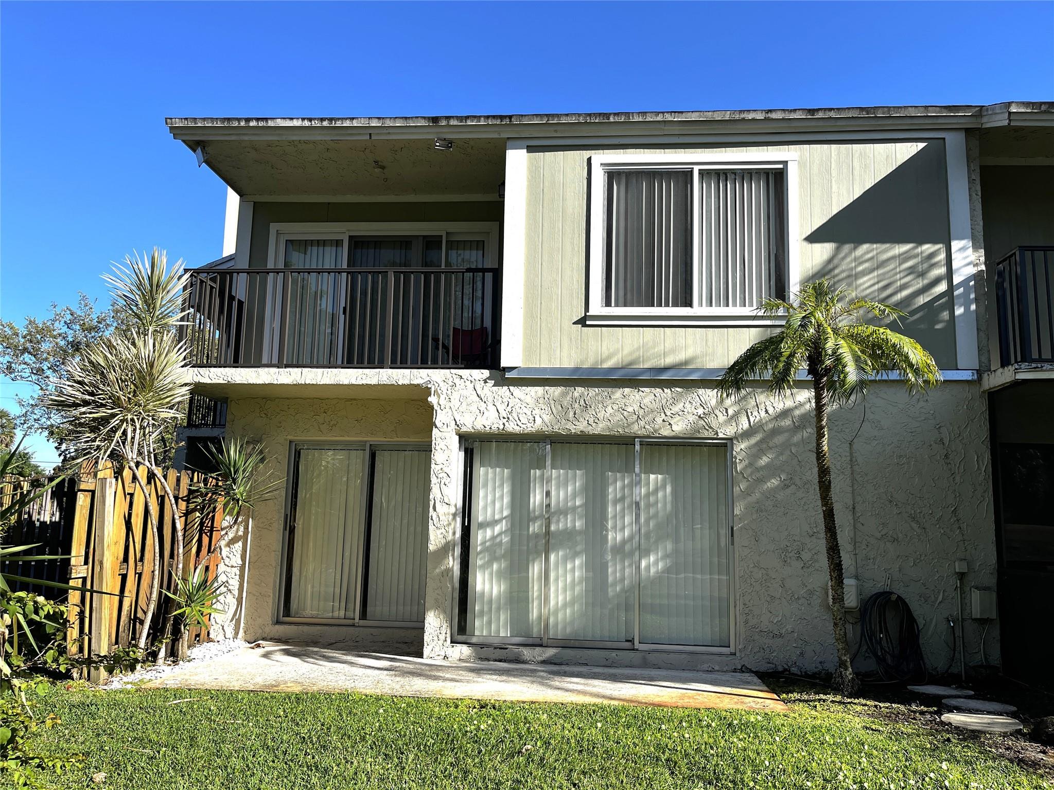 Sandpebbles Townhouse - Residential Lease