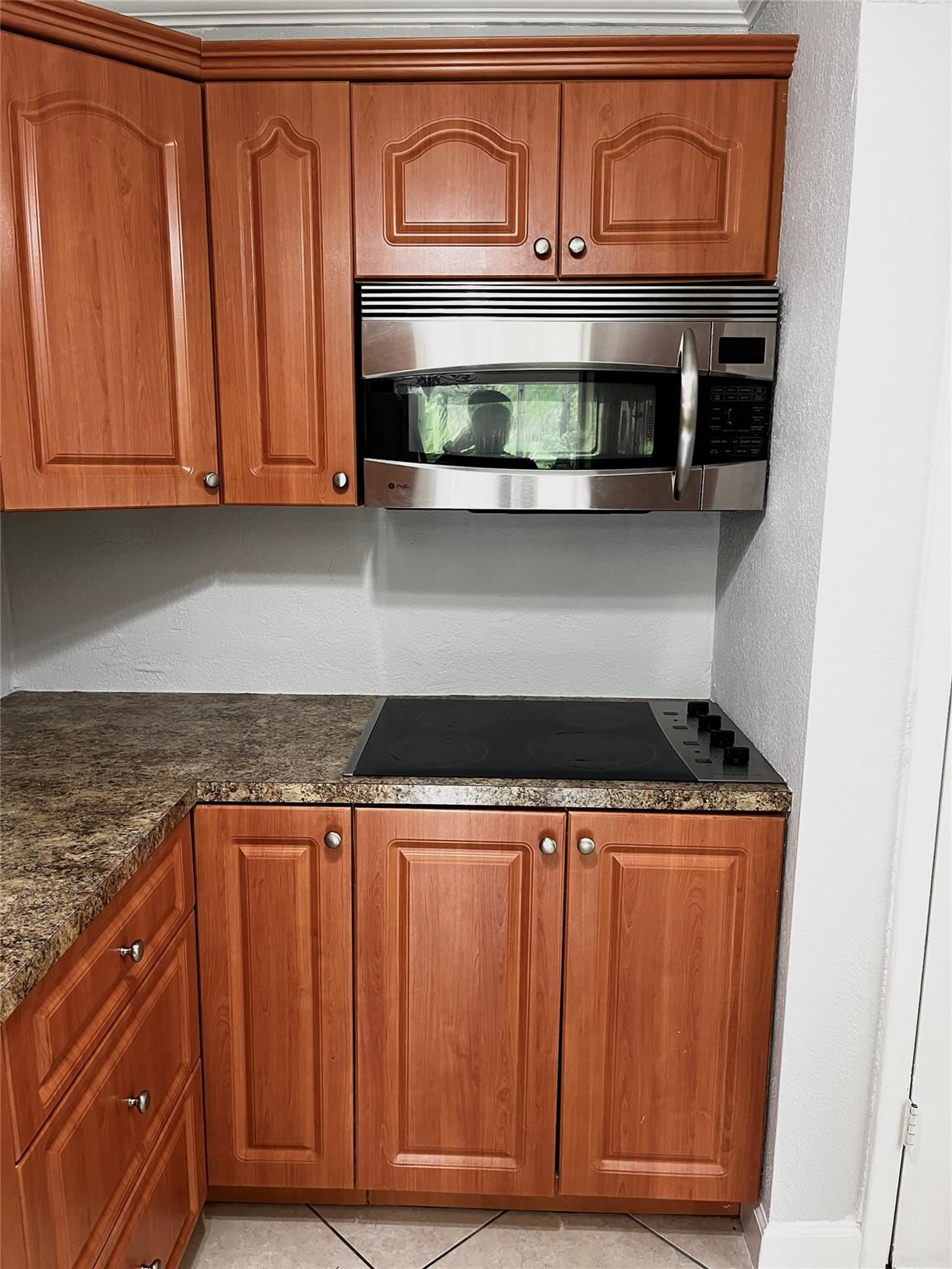 Sandpebbles Townhouse - Residential Lease