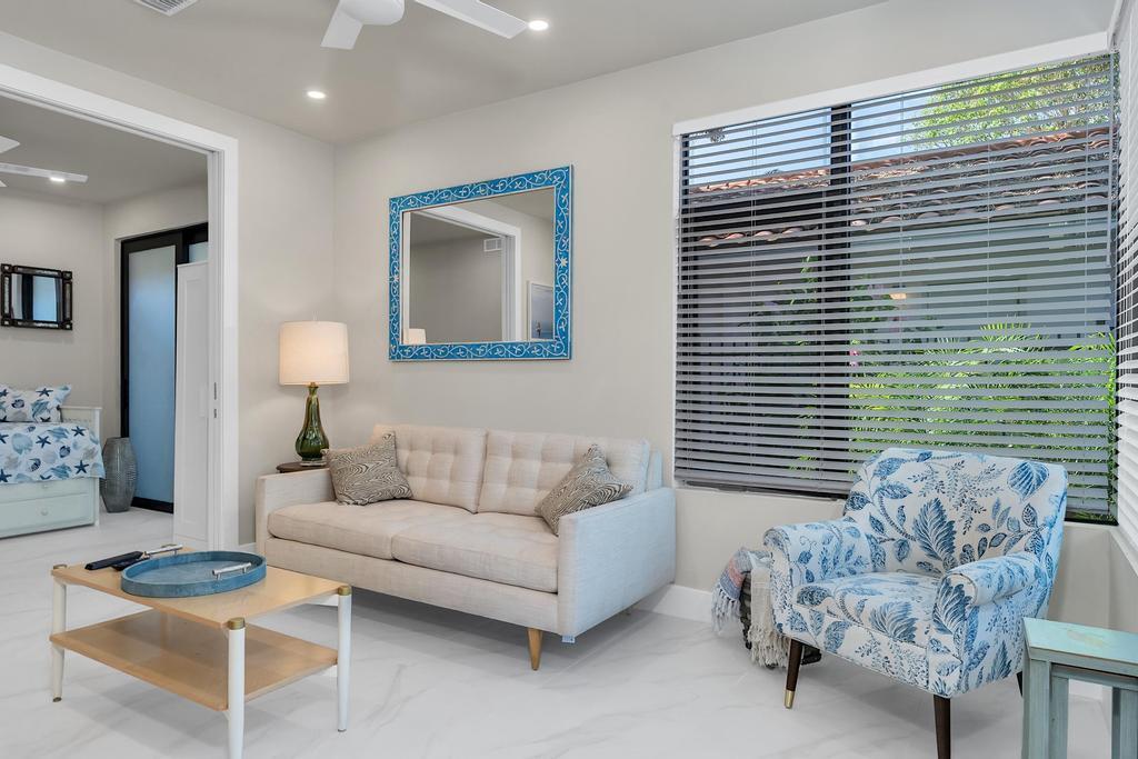 15 S Ocean Breeze 1-W