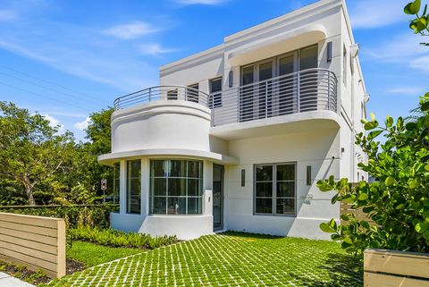 Property photo of 785 Park Place, West Palm Beach, FL 33401