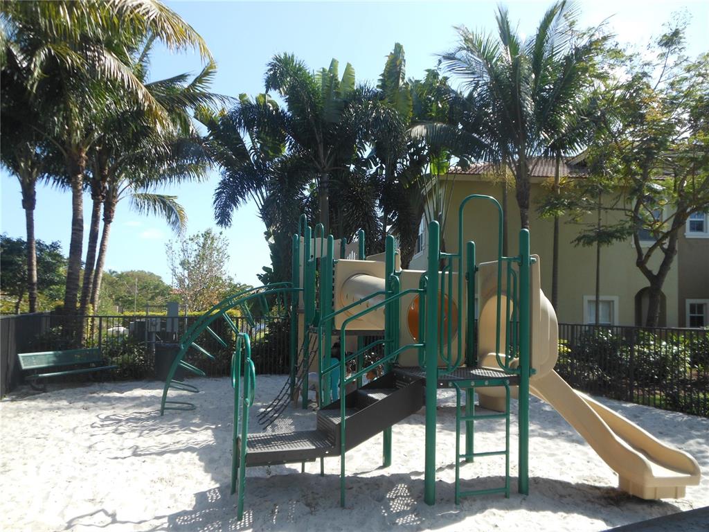 Monterey Bay - Residential Lease