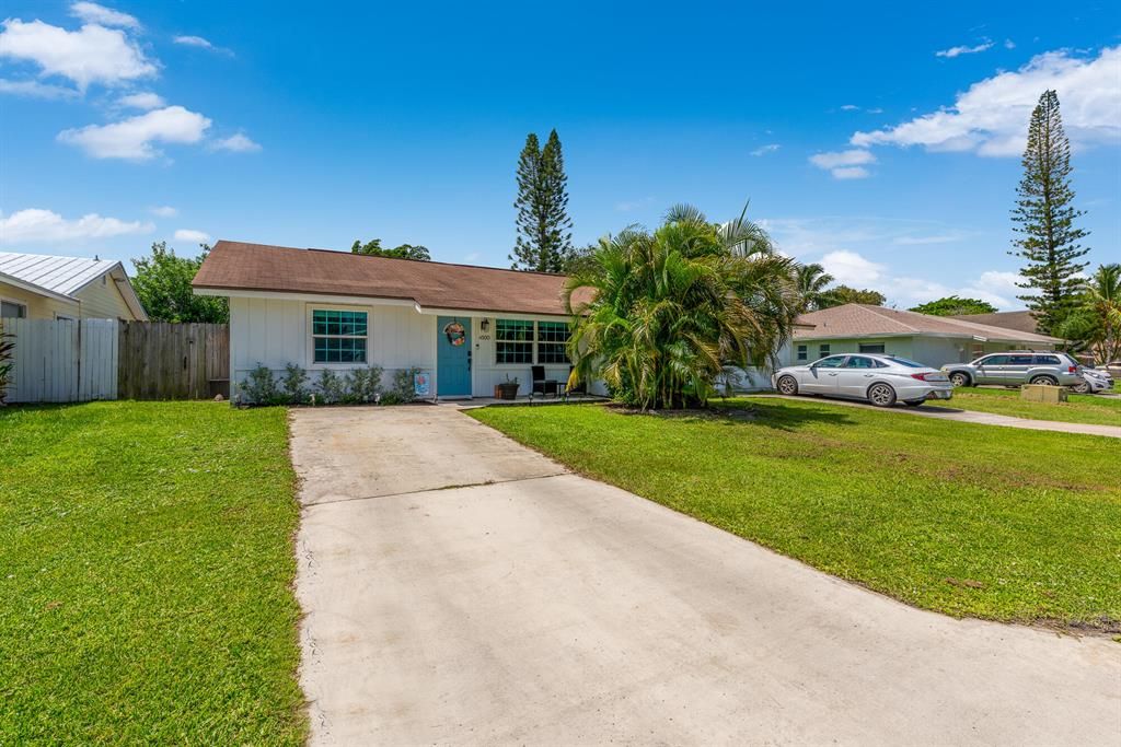 Photo of 4500 SE Salvatori Road, Stuart, FL 34997 (MLS # R10741646)