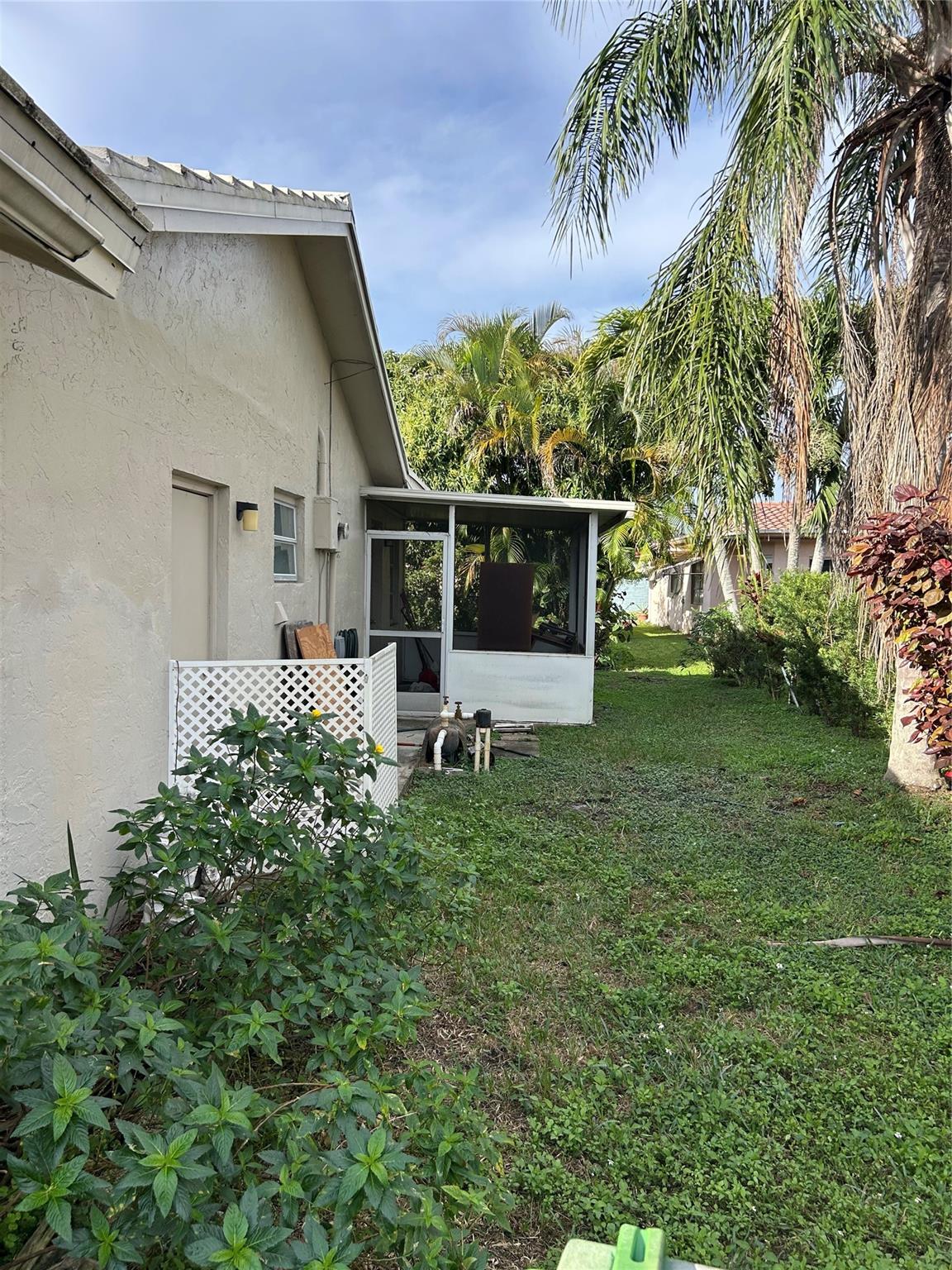 Vanguard Village In The - Residential