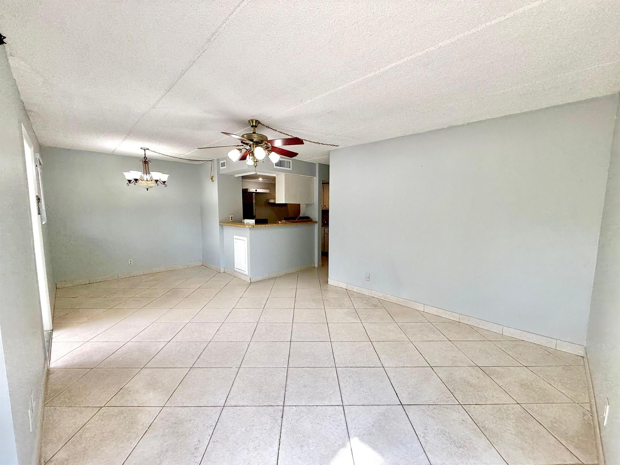 1821 Fairview Villas Drive 2