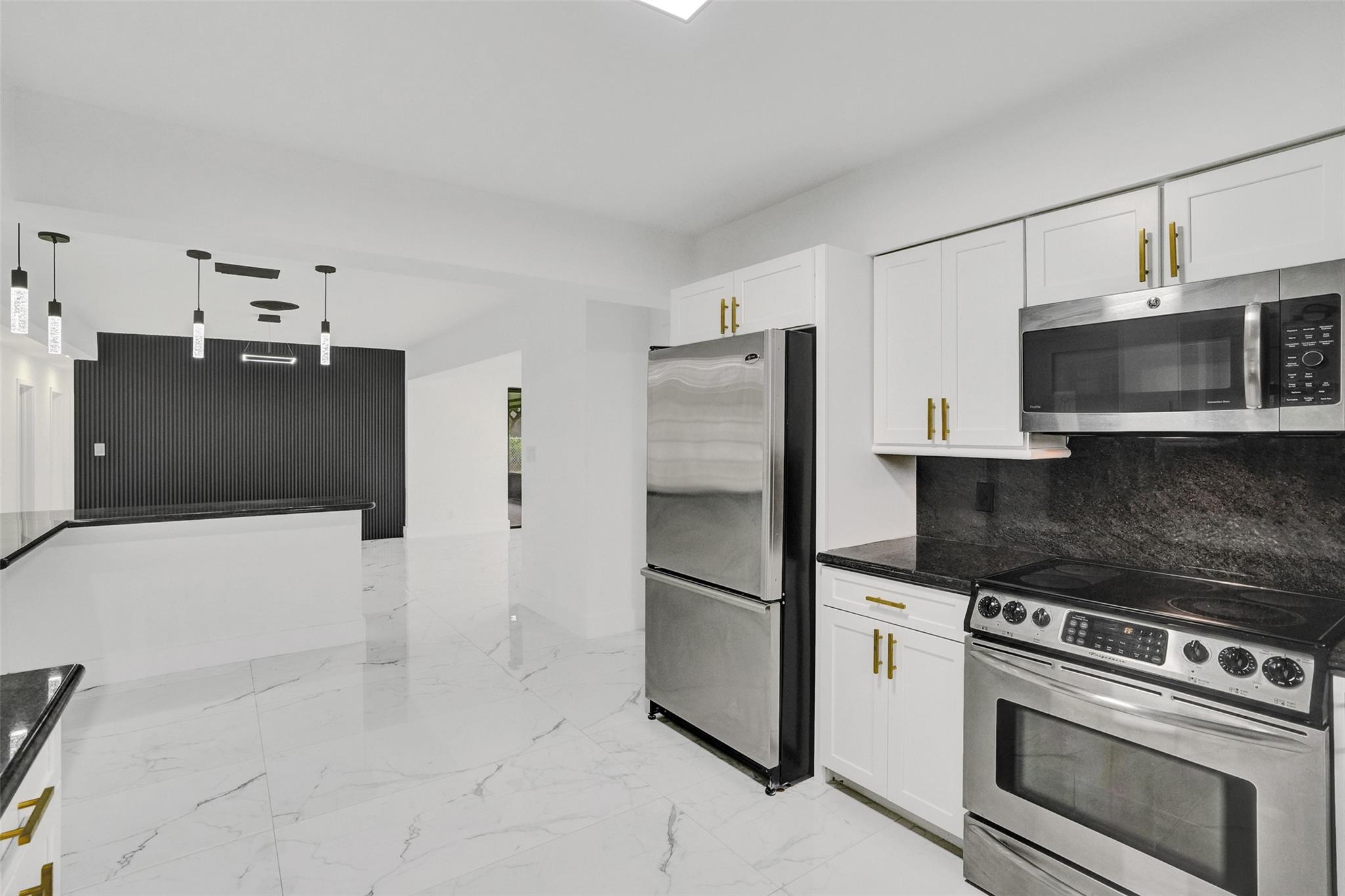 PLANTATION ISLES SEC 1 - Residential