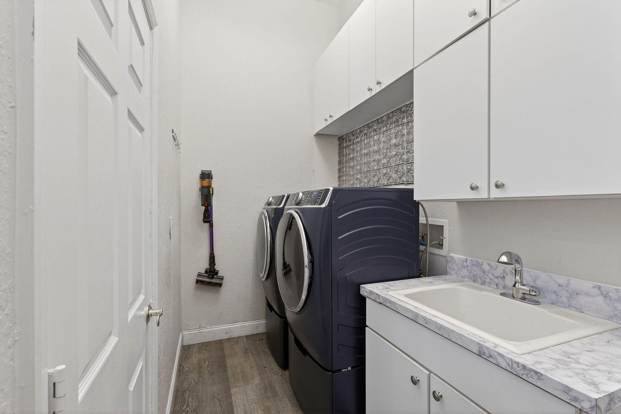 HIGHLAND RANCH ESTATES - Residential