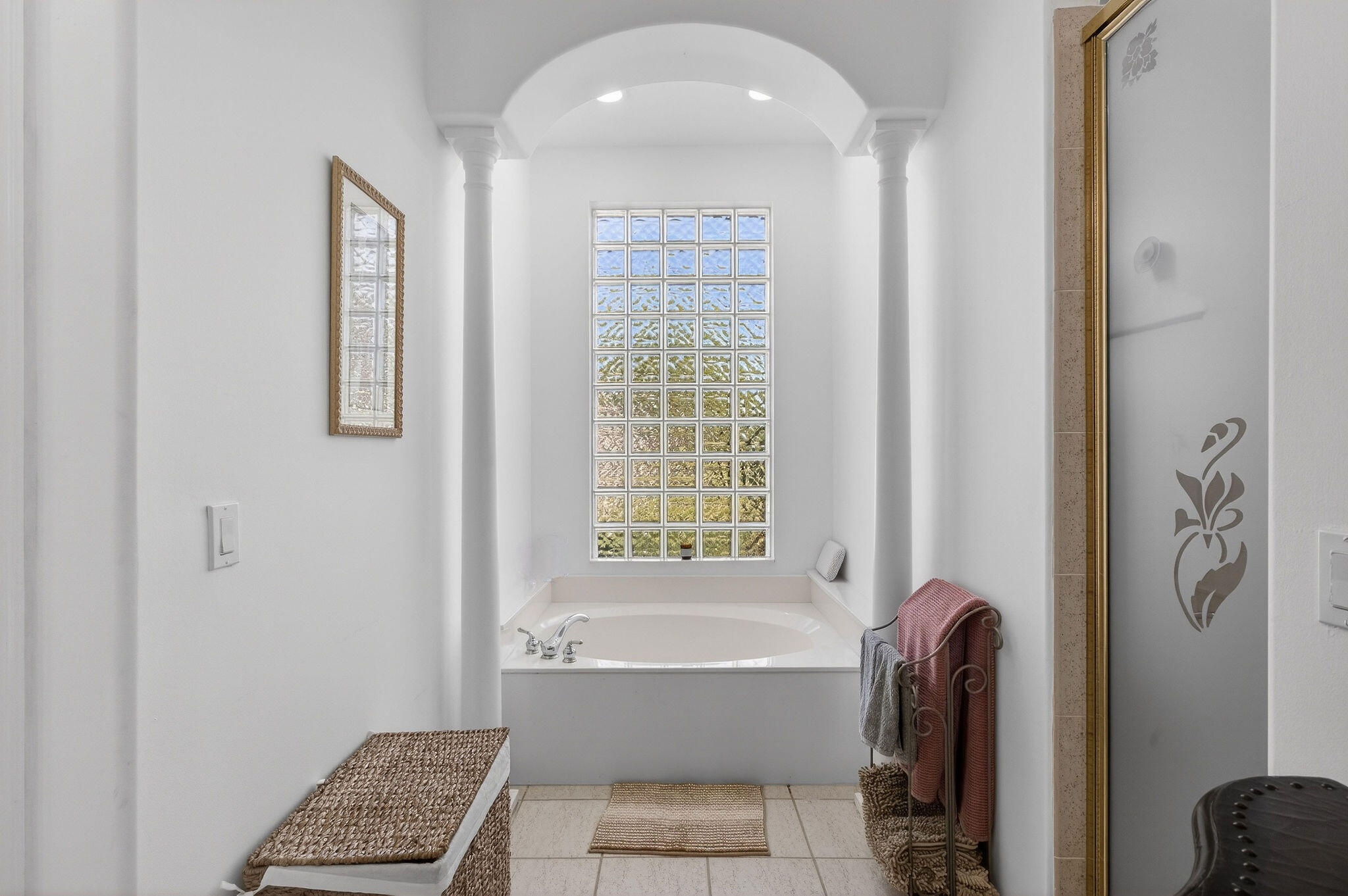 HIGHLAND RANCH ESTATES - Residential