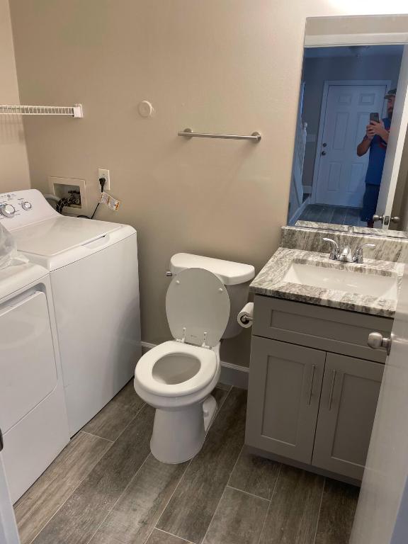 CANALAKE REPLAT - Residential Lease