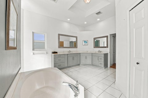 Tiny photo for 5115 NW 125th Avenue, Coral Springs, FL 33076 (MLS # B26091009)