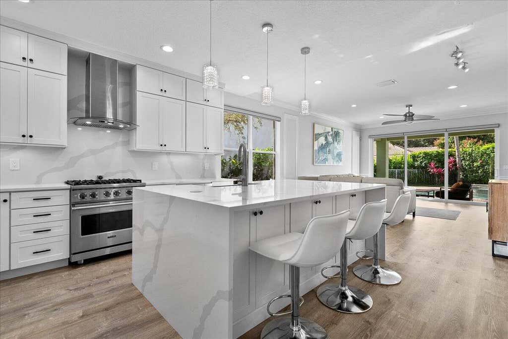 Photo of 102 Mulberry Grove Road, West Palm Beach, FL 33411 (MLS # R11153210)