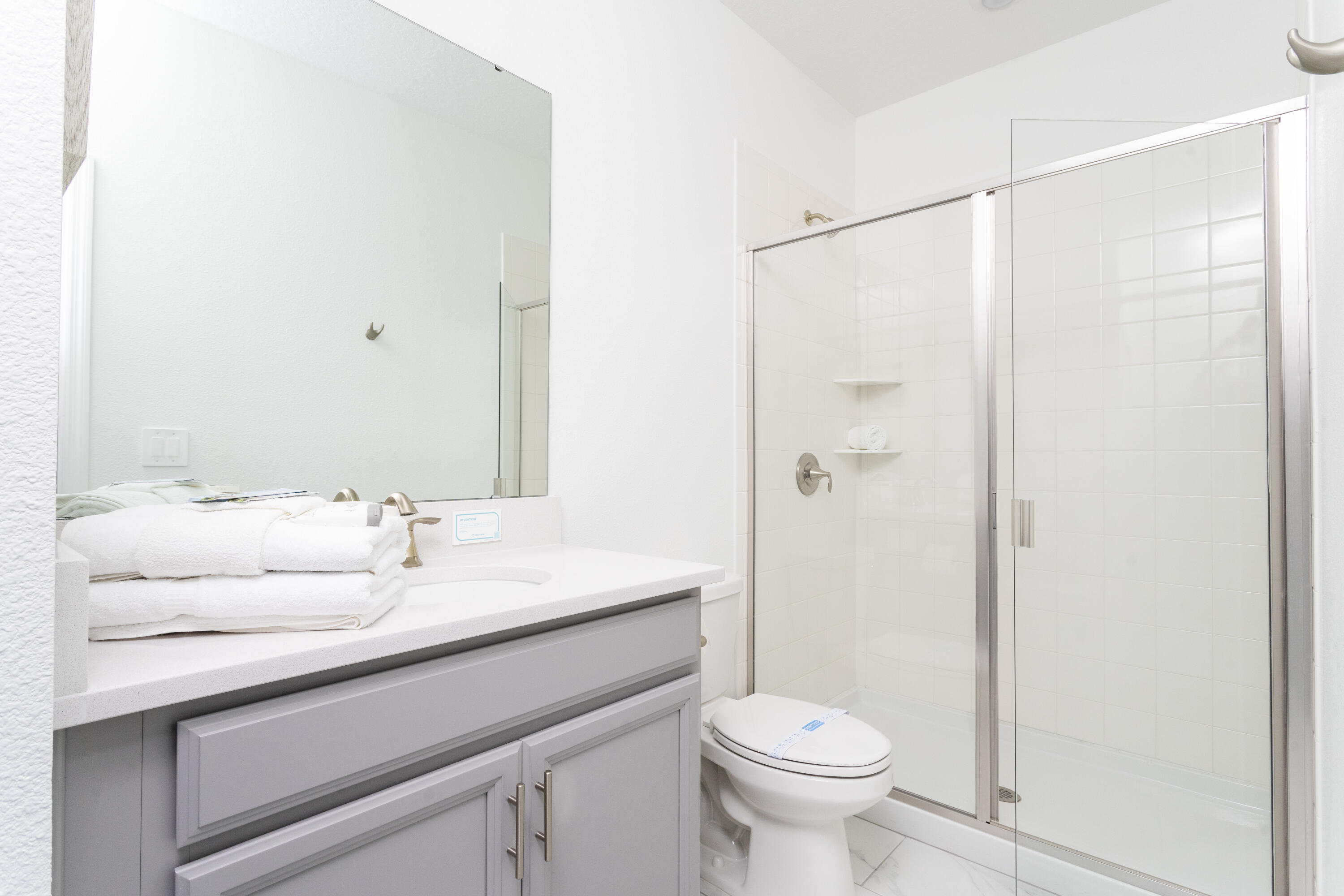 HARBOR ISLAND BEACH CLUB - Residential