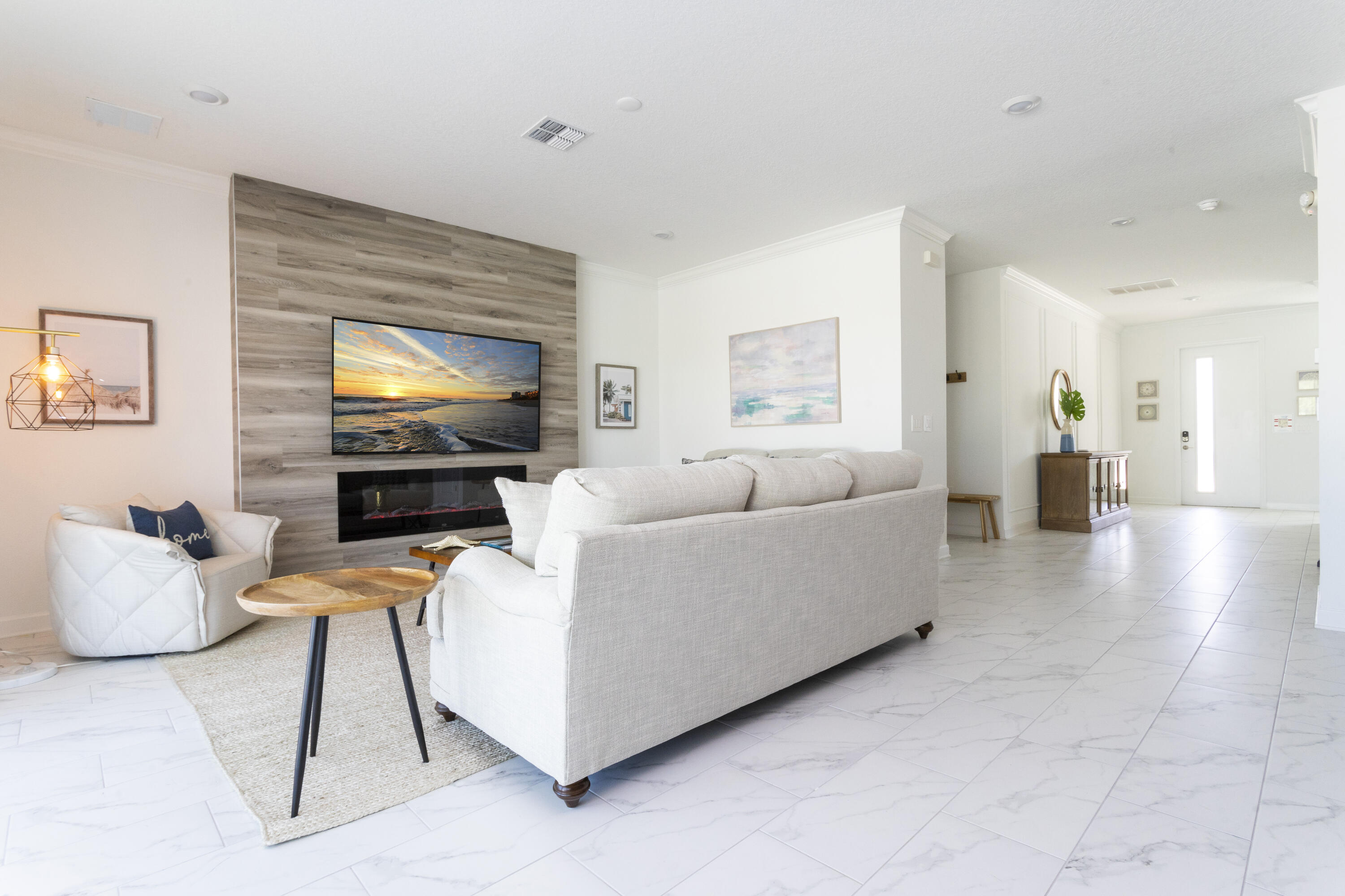 HARBOR ISLAND BEACH CLUB - Residential