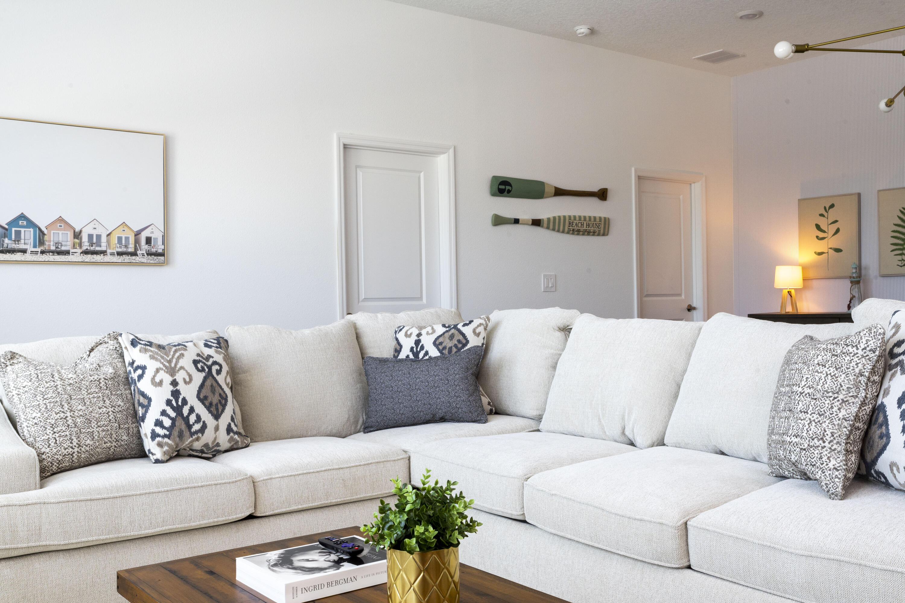 HARBOR ISLAND BEACH CLUB - Residential