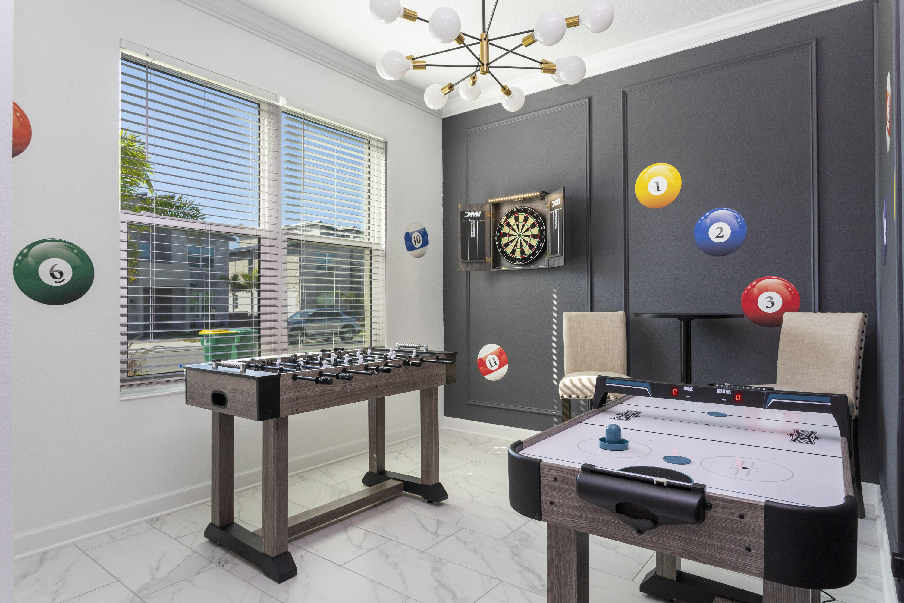 HARBOR ISLAND BEACH CLUB - Residential