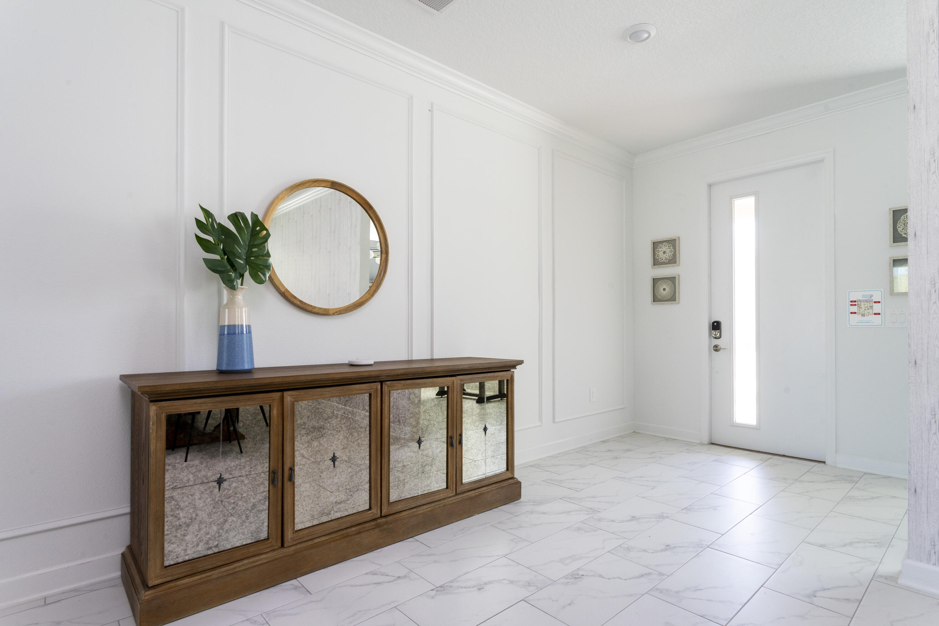 HARBOR ISLAND BEACH CLUB - Residential