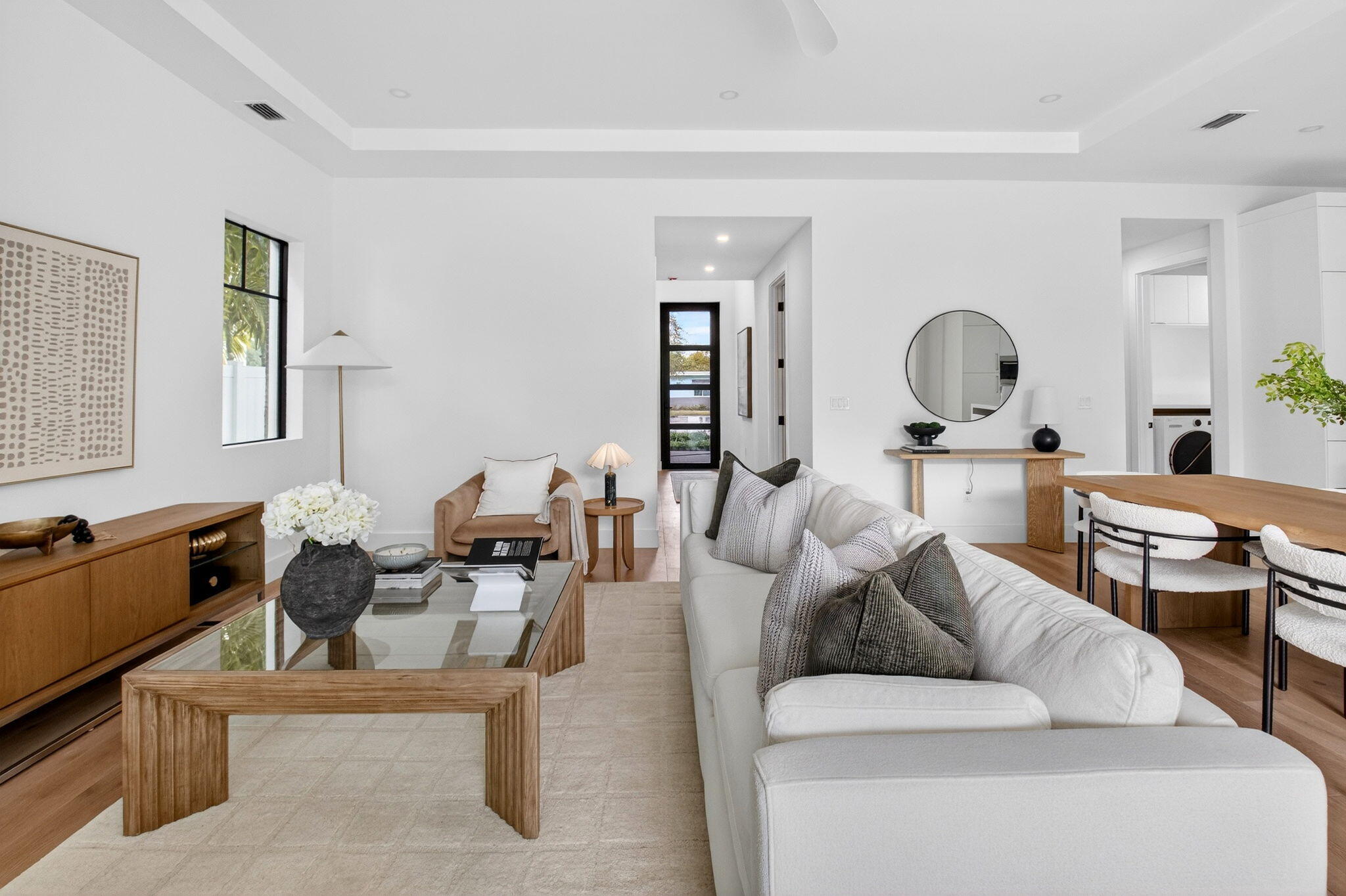 238 NE 12th Street NE